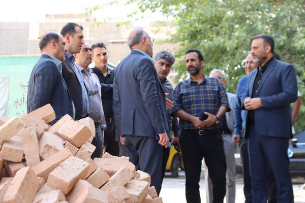 بازدید مدیرکل نوسازی توسعه و تجهیز مدارس استان تهران از پروژه‌های مدارس شهرستان اسلامشهر