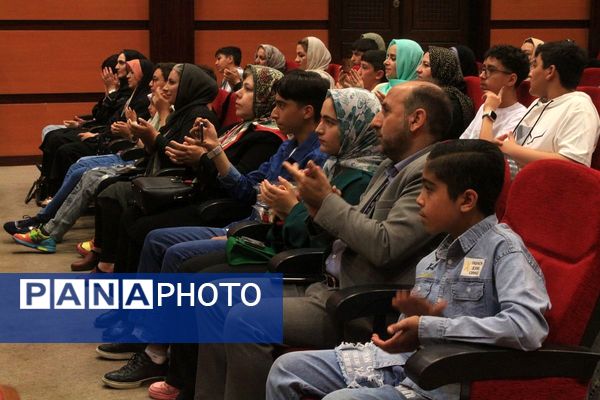 تجلیل از پسران آینده‌ساز بهارستانی