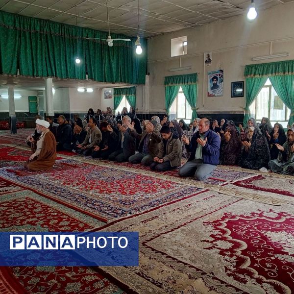 اقامه باشکوه نماز عید سعید فطر در روستای گزکوه 