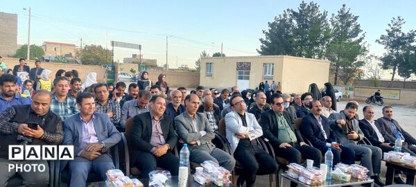 افتتاح دو زمین چمن مصنوعی در شهرستان اسفراین