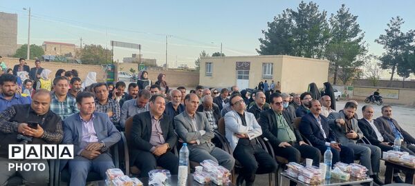 افتتاح دو زمین چمن مصنوعی در شهرستان اسفراین