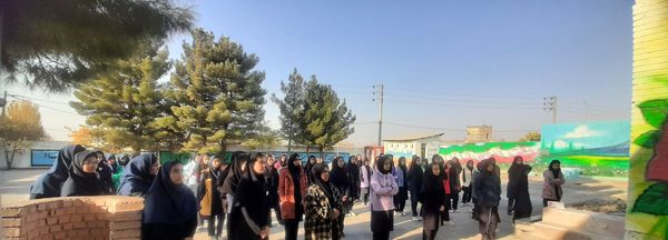 صبحگاه دبیرستان دخترانه دوره اول پروین اعتصامی  روستای انداد