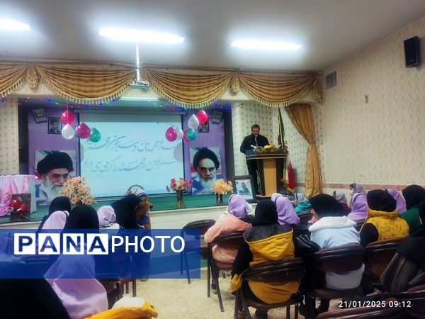 مراسم بزرگداشت نماز در اسفرورین 