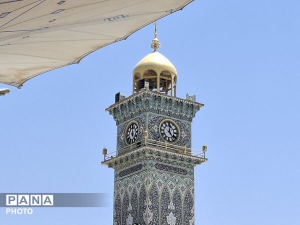 ایوان نجف از قاب پانا