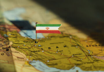 ایران قوی و پابرجا