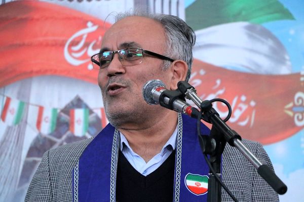 همایش «یاوران انقلاب» در بهارستان‌دو