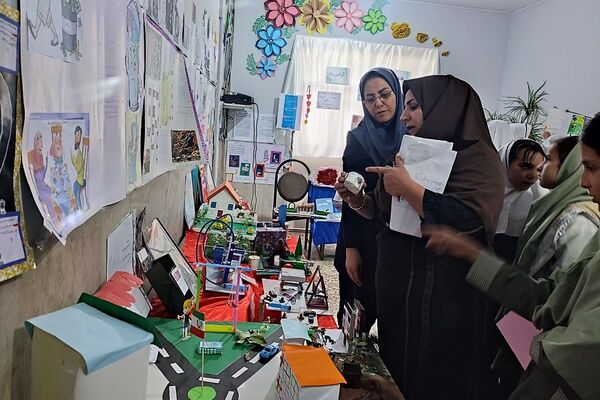 هفته پژوهش در مدرسه شهید معظم شهرستان قدس