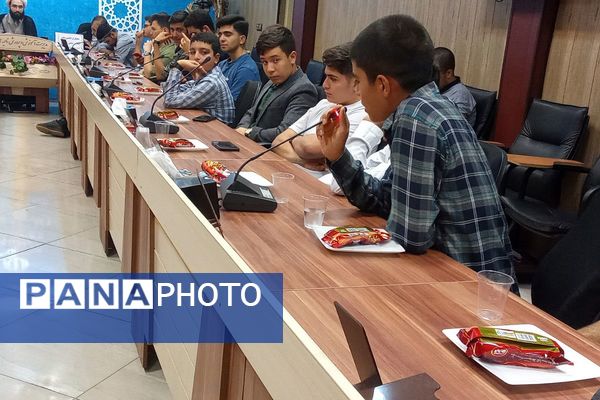 تجلیل از دانش‌آموزان اتحادیه انجمن‌های اسلامی در بهارستان‌۲
