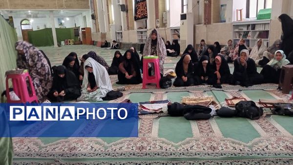 پیوند دل‌های مؤمن در صفوف نماز جمعه بندرترکمن