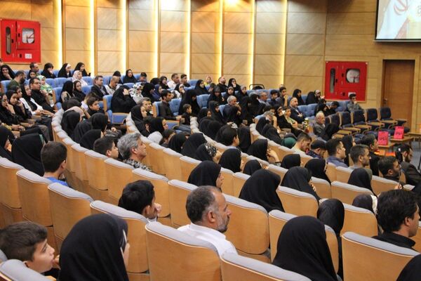 برگزاری همایش خانوادگی روز خبرنگار در تالار شهر مشهد