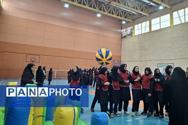 اردوی یک روزه دبیرستان امام خامنه‌ای در موسسه فرهنگی ورزشی ایثار 