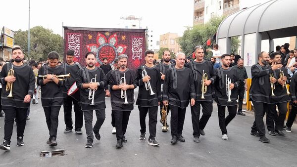نقش‌آفرینی هنروران تعزیه در کاروان دخیل العباس(ع)