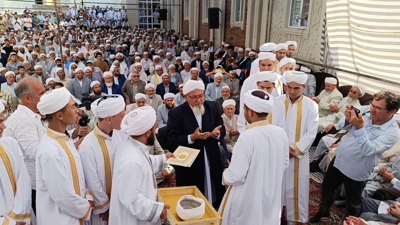 مراسم فارغ التحفیظی قرآن کریم دارالقرآن نورالانور بندرترکمن 