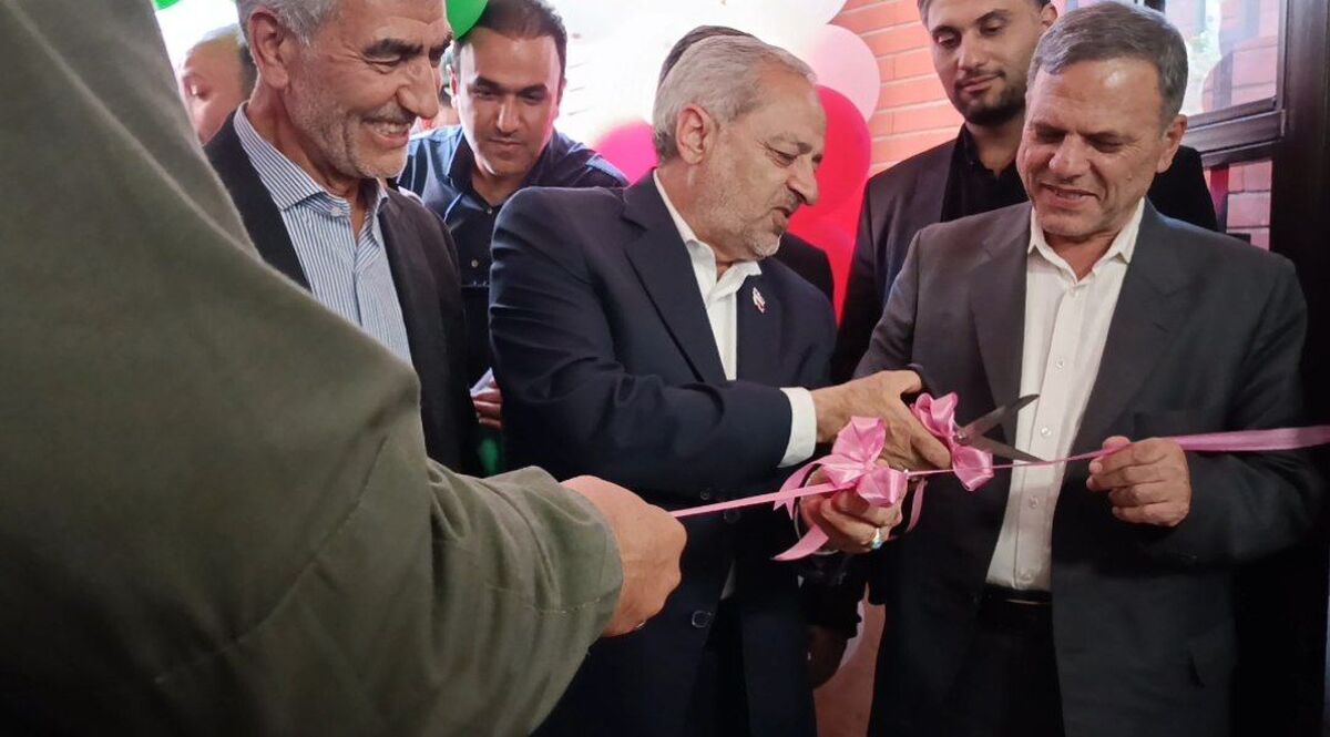 آموزشگاه فاطمه‌الزهرا(س) شهر ابهر، با حضور وزیر آموزش و پرورش افتتاح شد