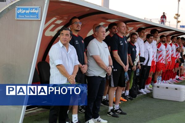 بازی تراکتور و استقلال در تبریز