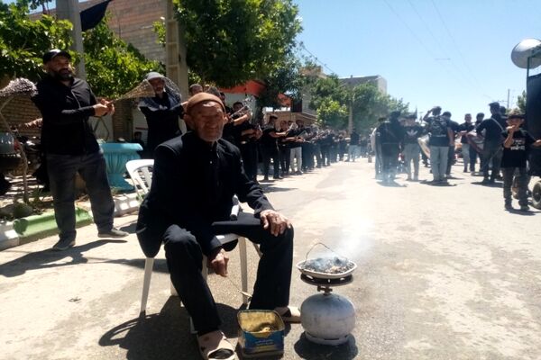 برگزاری مراسم گرامیداشت تاسوعای حسینی در شهر تیتکانلو 
