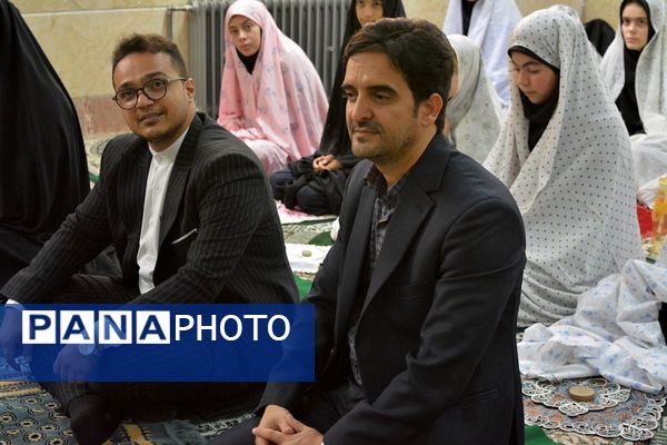 برگزاری مراسم مِهر با مُهر در بهارستان‌۲