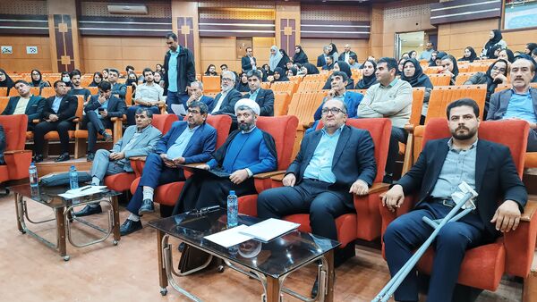 نشست بررسی ابعاد خودکشی و راهکارهای کاهش آن در کهگیلویه‌وبویراحمد