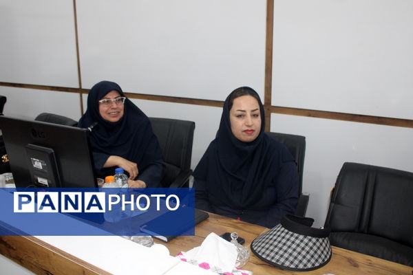 نشست خبری مدیرکل نوسازی مدارس استان بوشهر 