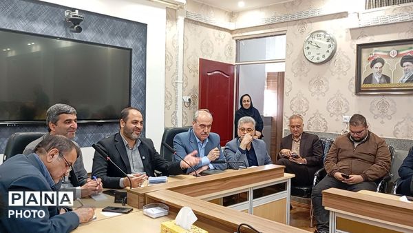 جلسه تشکلات دانش آموزی با نماینده مردم نیشابور در مجلس شورای اسلامی