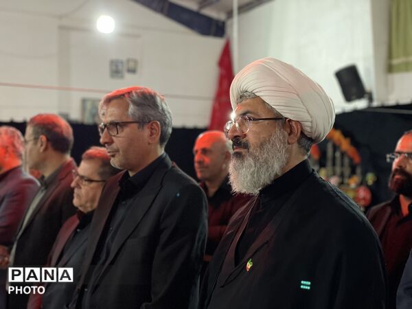 امام جمعه کاشمر در هیأت عزاداری روستای عشرت آباد حضور یافت 
