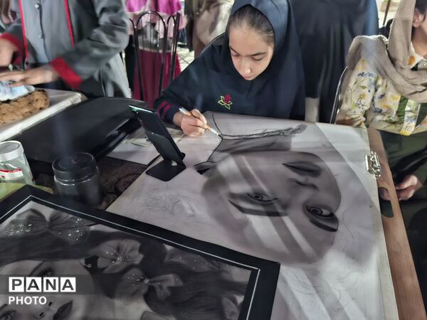 غرفه شهرستان تفت در نمایشگاه از ریشه تا رویش