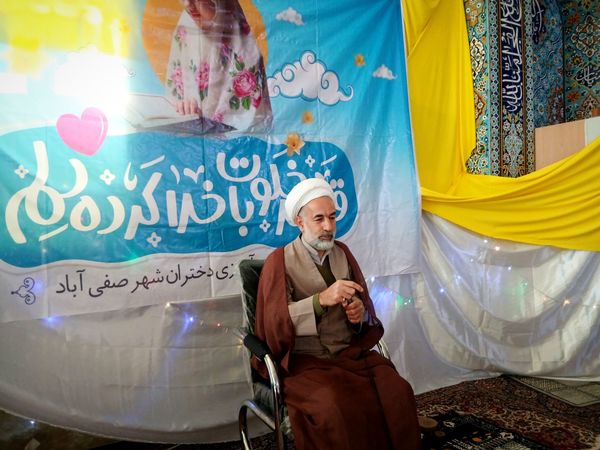 خلوتی در مسجد برای شنیدن صدای قلب و نزدیکی به پروردگار