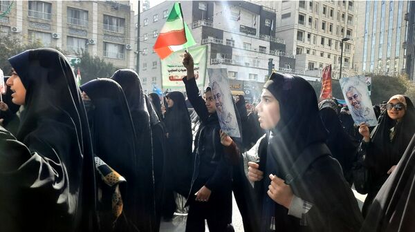  راهپیمایی ۱۳آبان روز ملی استکبار ستیزی و روز دانش آموز 