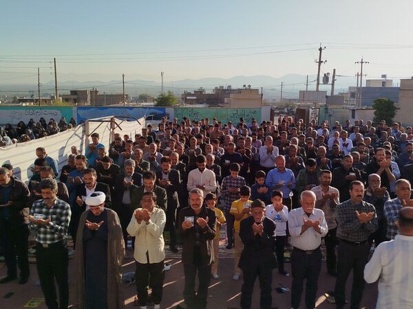 نماز عید فطر ۱۴۰۴ در روستای ظفرآباد شیراز اقامه شد