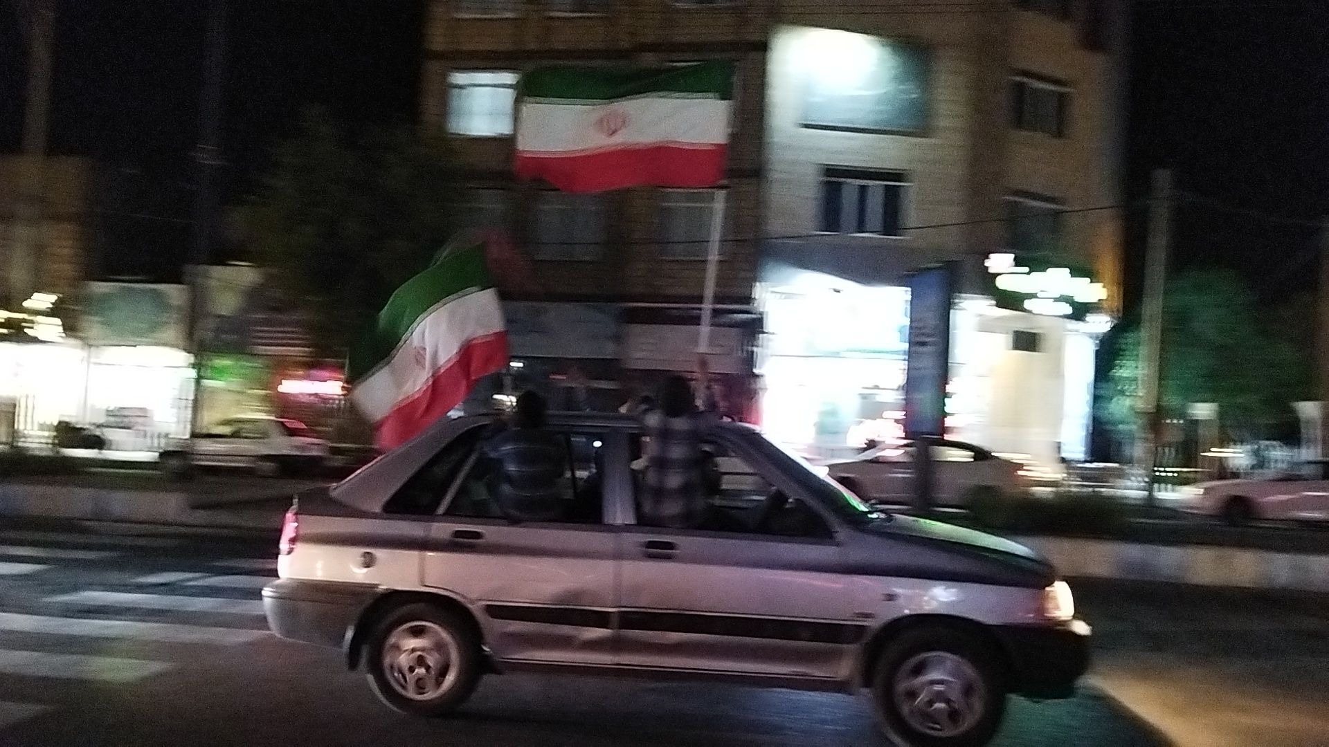 صد و یکمین رژه ماشینی در بلوار فضل نیشابور 