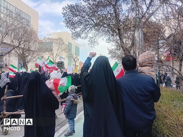 لبیک دهه‌نودی‌های تبریز به سیدمجتبی
