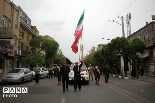 تشییع پیکر آخرین بازمانده شهدای خانواده دهقان در قم