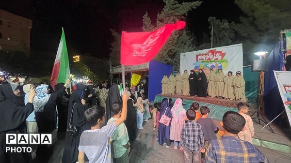 رویداد «مغز بادام» ؛ پیوند نسل ها و تجلیل از پدربزرگ‌های نمونه