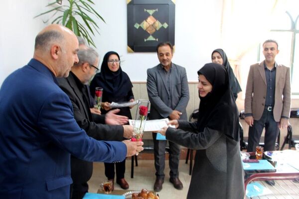 بازدید مدیر کل آموزش و پرورش استان از پیش دبستانی نوآموزان با آسیب شنوایی امام رضا (ع)