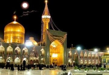 قرائت دکلمه در وصف امام رضا(ع) توسط دانش‌آموزخبرنگار پانا