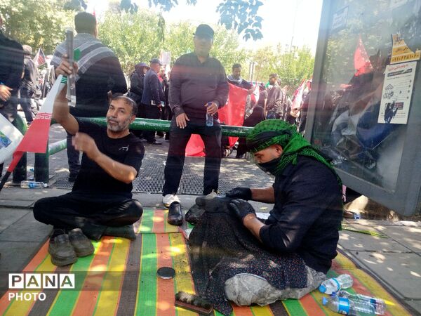اتحاد و همبستگی مردم ایران در تشییع رهبر انقلاب 
