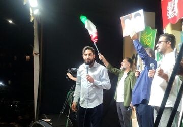 حضور محفل ستاره‌ای‌ها در اجتماع شبانه مردمی شهرری 