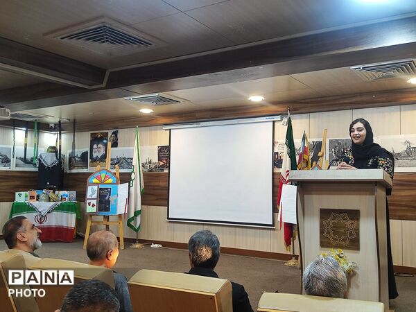 تجلیل از نویسندگان دهه هشتادی و نودی حوزه دفاع مقدس