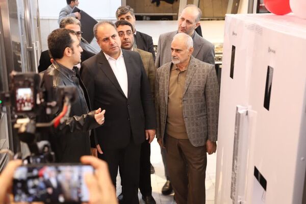 افتتاح نمایشگاه لوازم خانگی سازمان دانش‌آموزی آذربایجان شرقی 