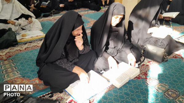 مراسم دعای عرفه در مسجد صاحب الزمان شهرستان کوهدشت
