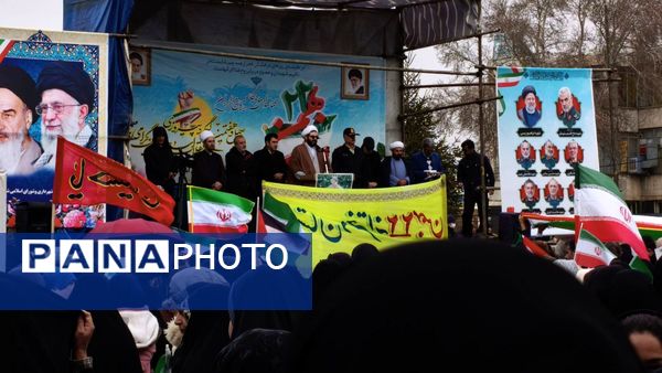 قروه؛ صحنه‌ تجلی وحدت و شور انقلابی  