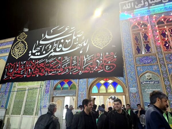 مراسم احیاء شب نوزدهم ماه مبارک رمضان(لیالی قدر) در نجف ایران
