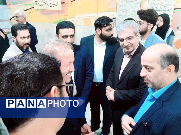 بازدید معاون وزیر و رئیس مرکز اطلاع رسانی و روابط عمومی وزارت آموزش و پرورش از مدرسه ماندگار سعادت بوشهر