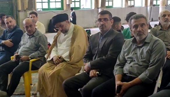 رزمایش اهدا لوازم التحریر به دانش‌آموزان در قائمشهر