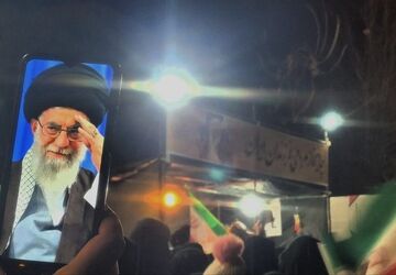 تجمع با شکوه مردم شهرستان دورود در گرامیداشت و خونخواهی رهبر شهید  انقلاب