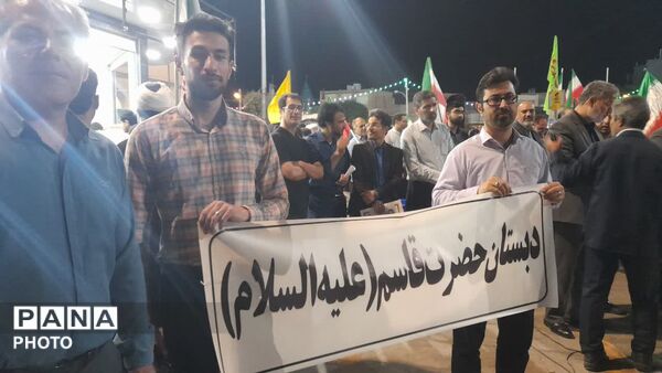 حضور حماسی مدارس قم در تجمعات شبانه آستان مقدس امامزاده موسی مبرقع(ع)