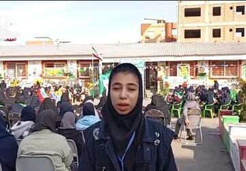 ایرانمون در زنگ انقلاب درخشید