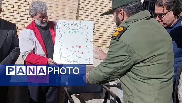 طنین زنگ انقلاب در مدرسه حضرت زهرا(س) نیر