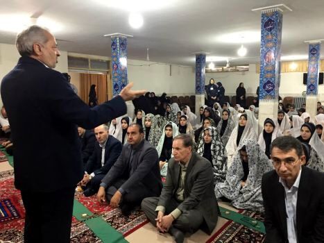 دوران متوسطه، حساس‌ترین فرصت برای رشد علمی و شخصیتی دانش‌آموزان است