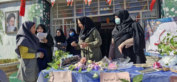 تقدیر از برترین‌های پرورشی و آموزشی در مدرسه سنجی ارچنگ